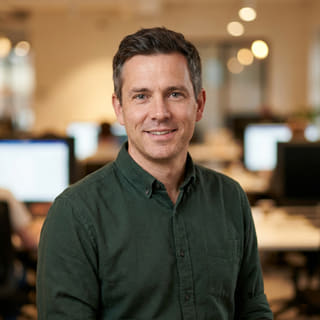 Daniel Carter, listed as Chief Technology Officer at Frontier Kapitune, in a profile image